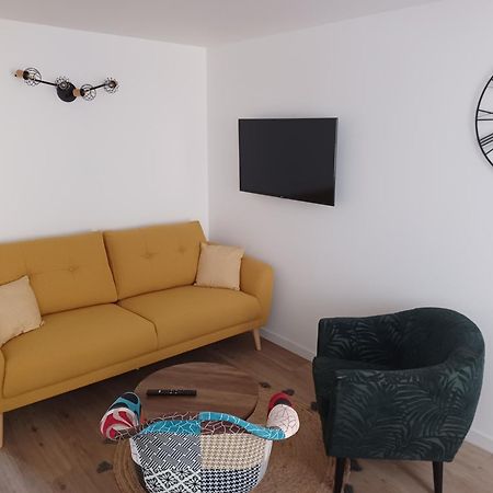Апартаменты Duplex Cosy Et Douillet Ernee Экстерьер фото
